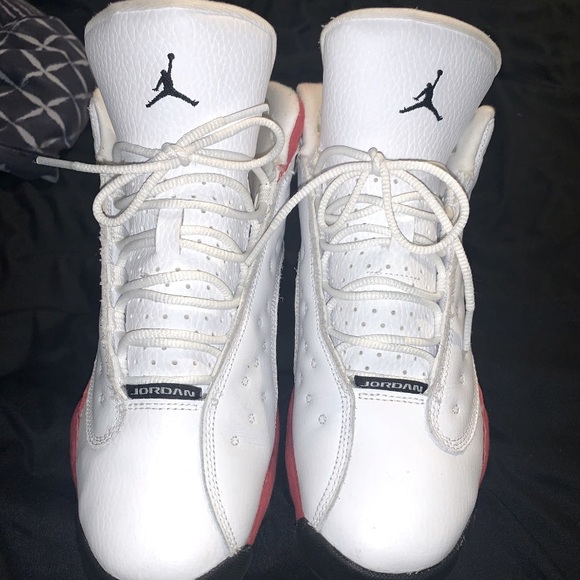 Jordan cherry 13s - Picture 3 of 5